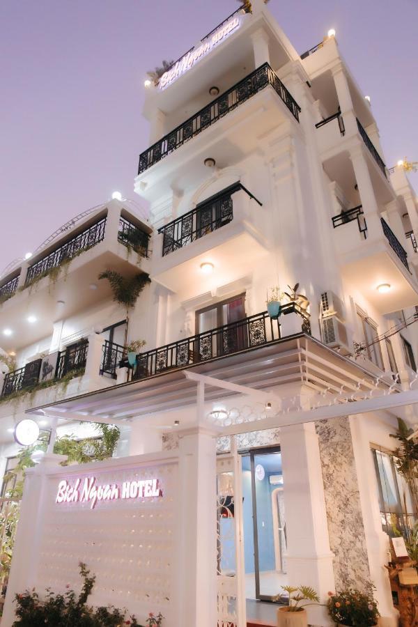 Bich Ngoan Hotel Tra Vinh Екстер'єр фото